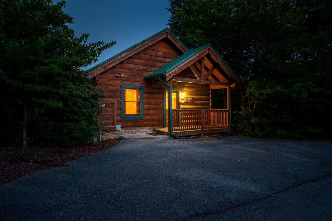 Cozy Log Cabin!! In Heart Of Pf & Close To The Smokies Pigeon Forge Kültér fotó