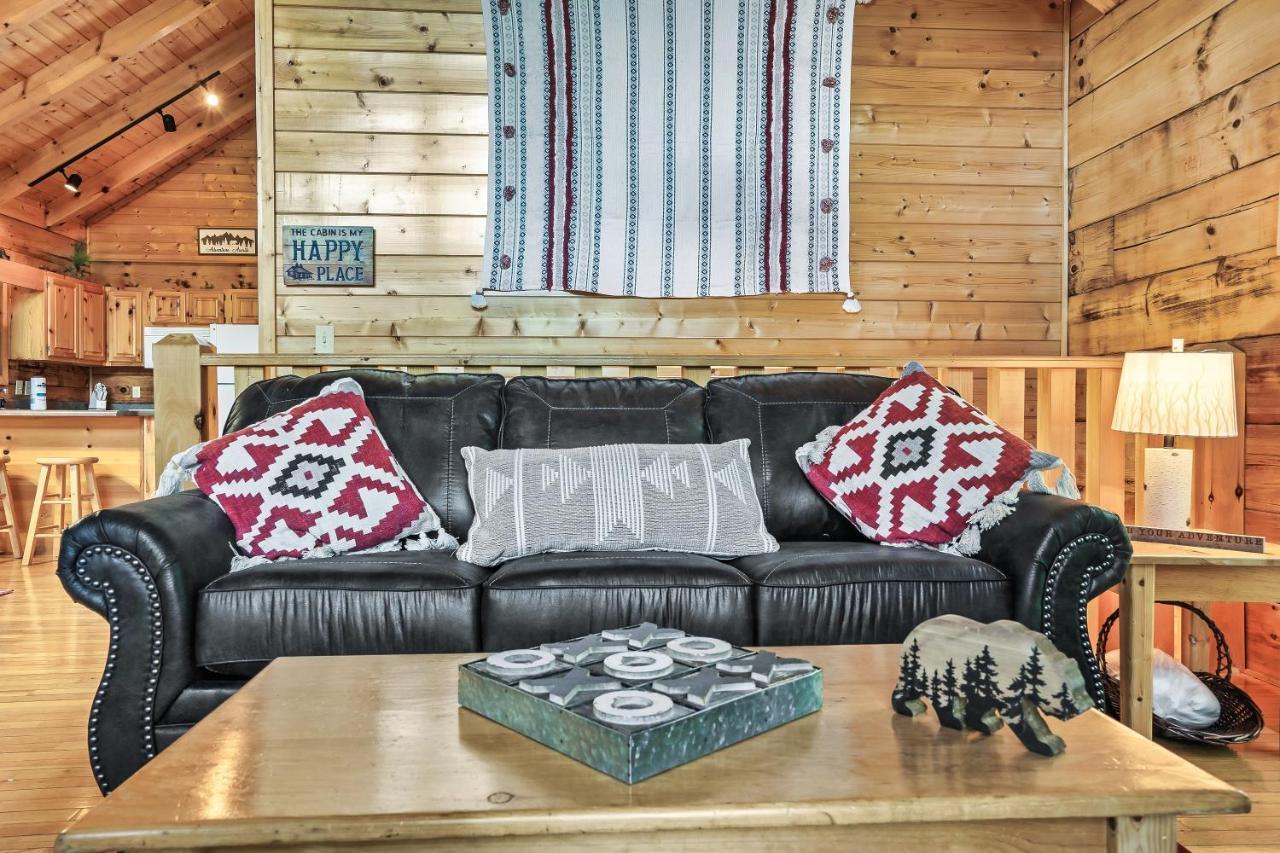 Cozy Log Cabin!! In Heart Of Pf & Close To The Smokies Pigeon Forge Kültér fotó
