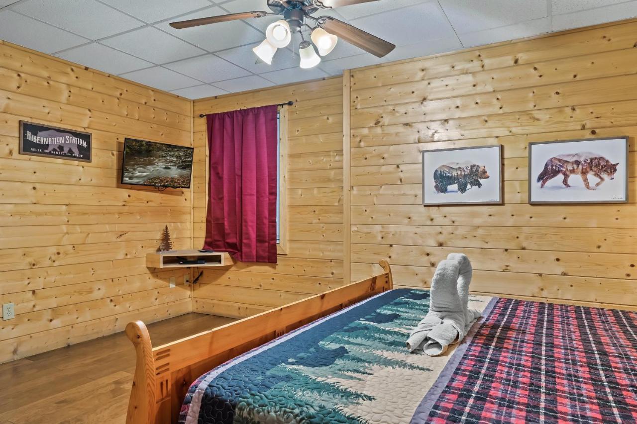Cozy Log Cabin!! In Heart Of Pf & Close To The Smokies Pigeon Forge Kültér fotó