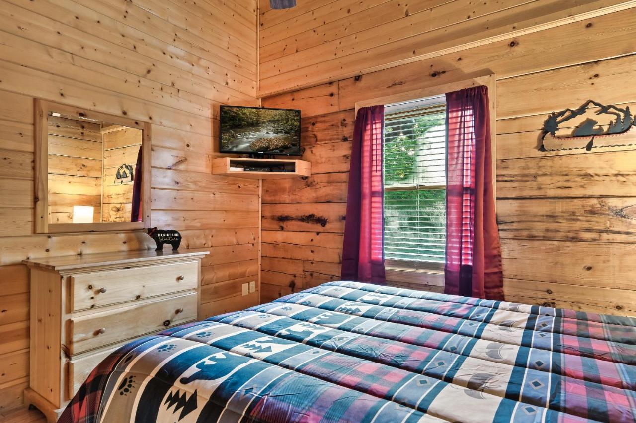 Cozy Log Cabin!! In Heart Of Pf & Close To The Smokies Pigeon Forge Kültér fotó