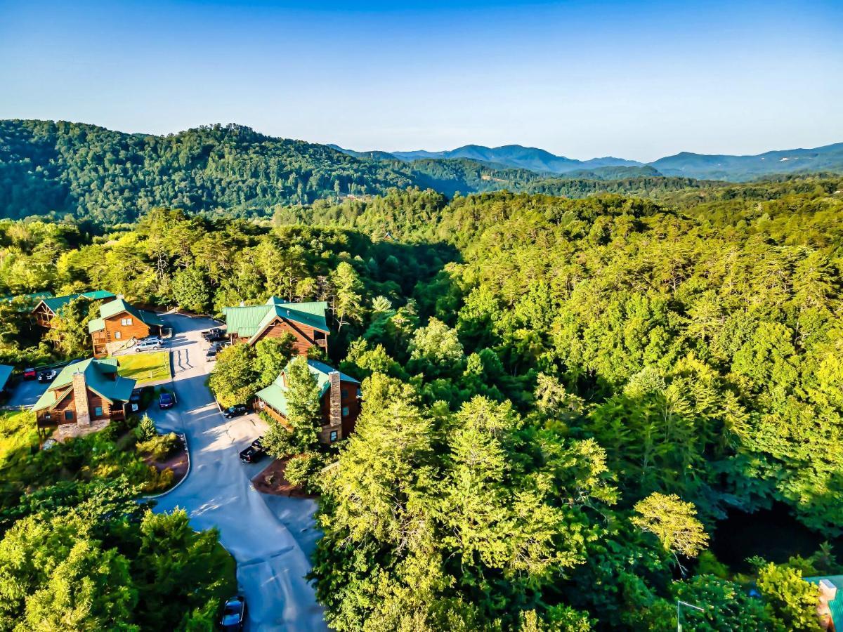 Cozy Log Cabin!! In Heart Of Pf & Close To The Smokies Pigeon Forge Kültér fotó